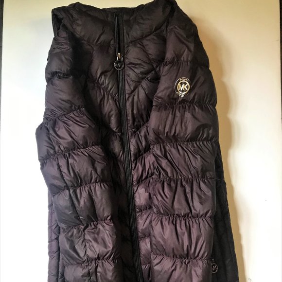 Michael Kors Raisin-colored Hooded Packable Down Fill Jacket, Size XS - Picture 2 of 13